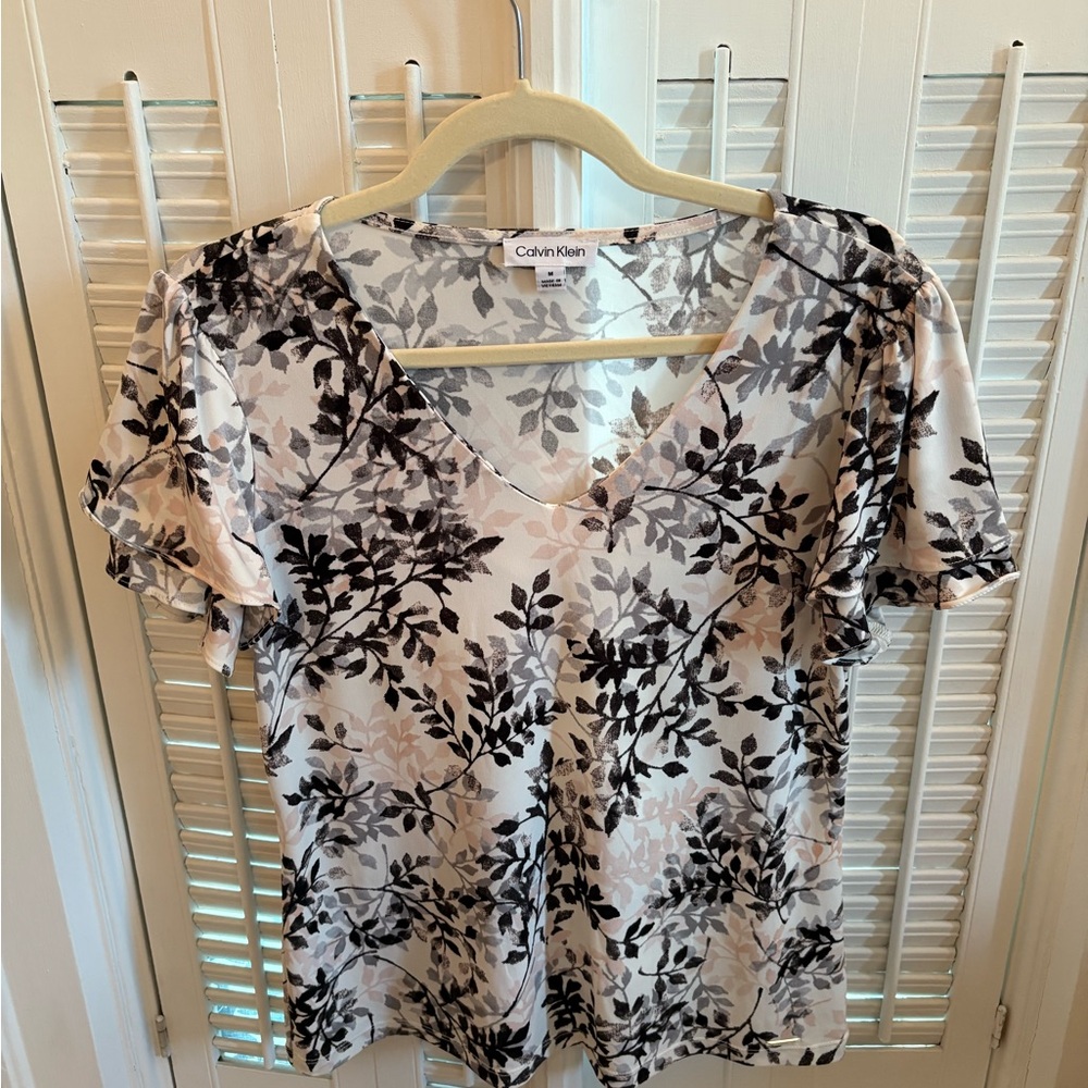 Calvin Klein Black and White Leaf Print Blouse
